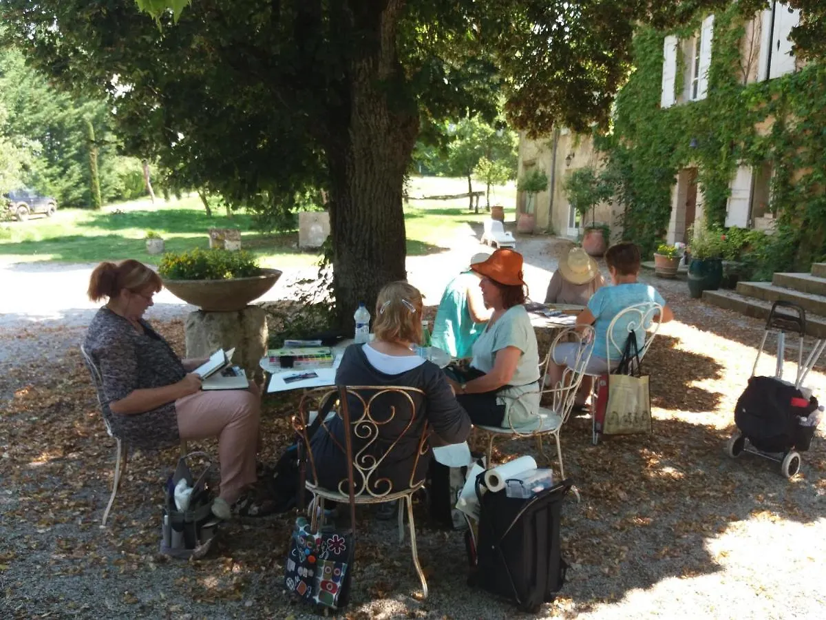 Le Relais D'Elle Bed and Breakfast Niozelles Bed & Breakfast